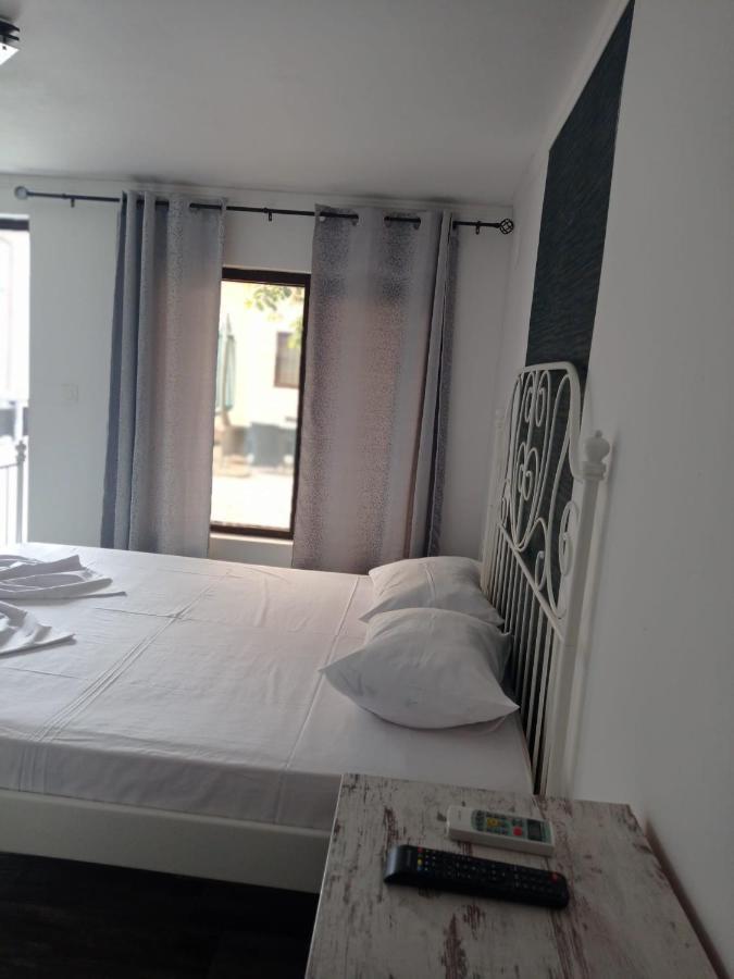 Hotel Casa Marronne Costinesti Esterno foto